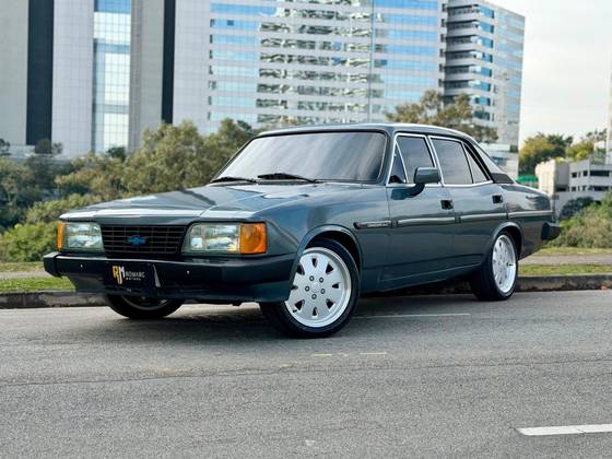CHEVROLET OPALA 2.5 COMODORO SL/E 8V ÁLCOOL 4P MANUAL CHEVROLET OPALA 2.5 COMODORO SL/E 8V ÁLCOOL 4P MANUAL